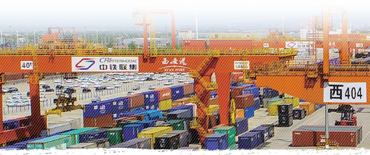 新絲路上的“鋼鐵駝隊(duì)”